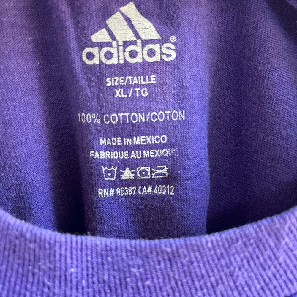 Vintage Adidas x Raptors Old Logo Lowry Tee - Picture 4 of 4